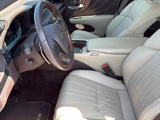 Used 2020 Lexus LS 500 AWD w/ Interior Upgrade Package image 12