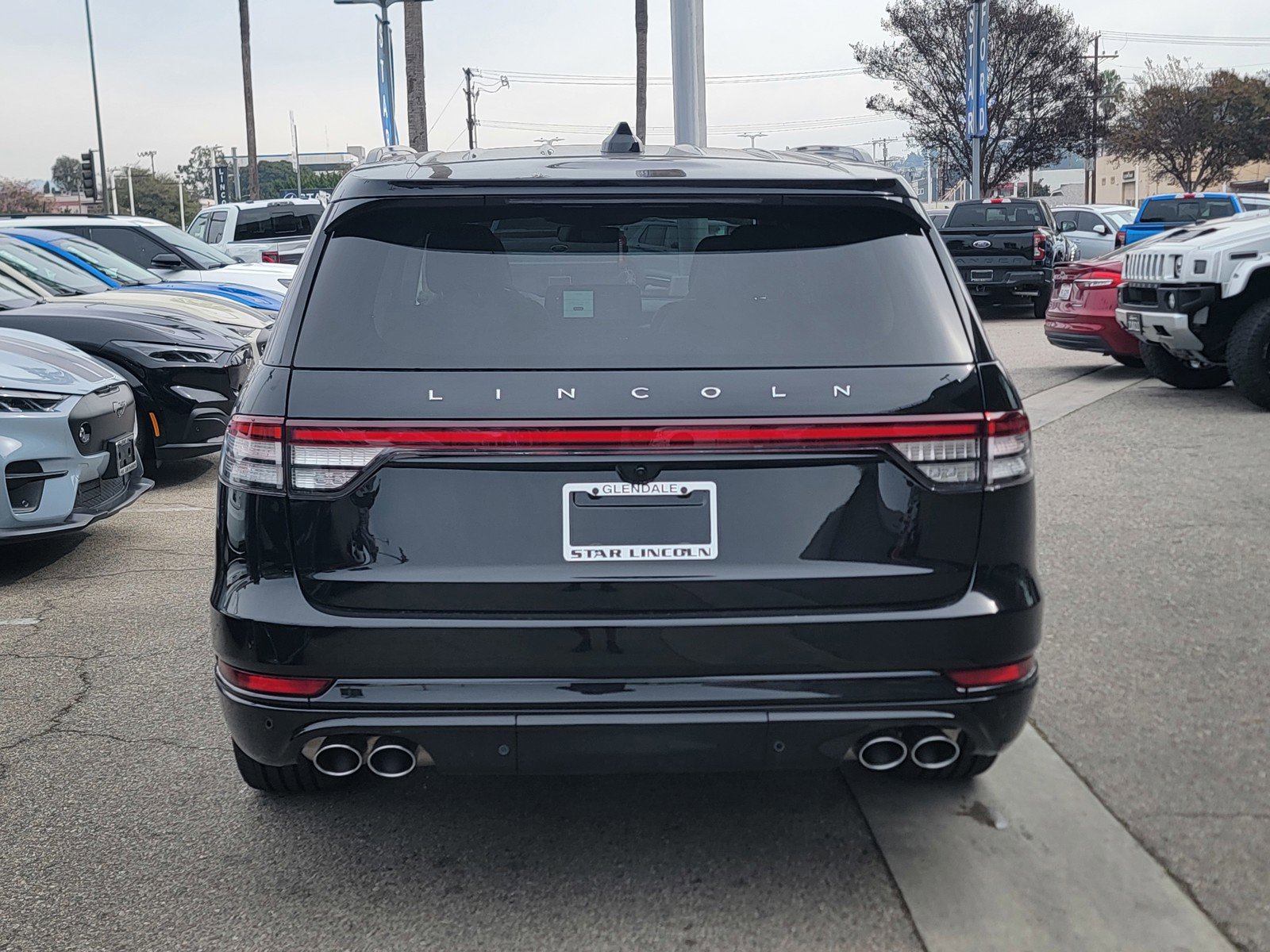 New 2026 Lincoln Aviator Reserve w/ Luxury Package RWD image 5