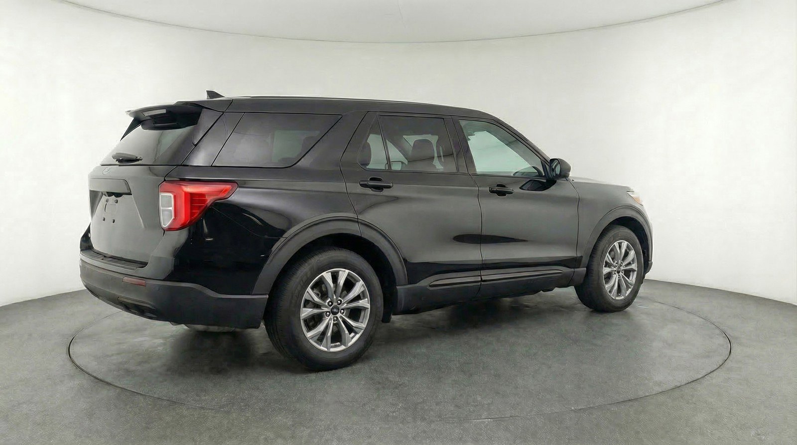 Used 2024 Ford Explorer Limited RWD image 9