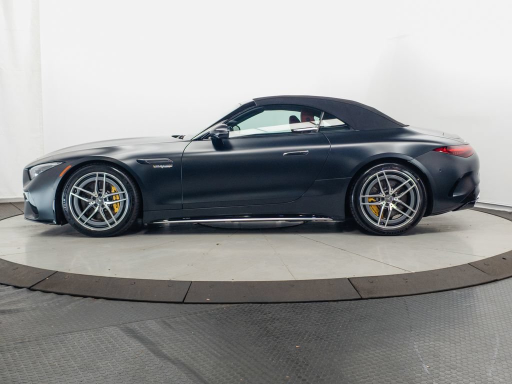 Certified 2024 Mercedes-Benz SL 63 AMG 4MATIC w/ Manufactur Interior Package image 4