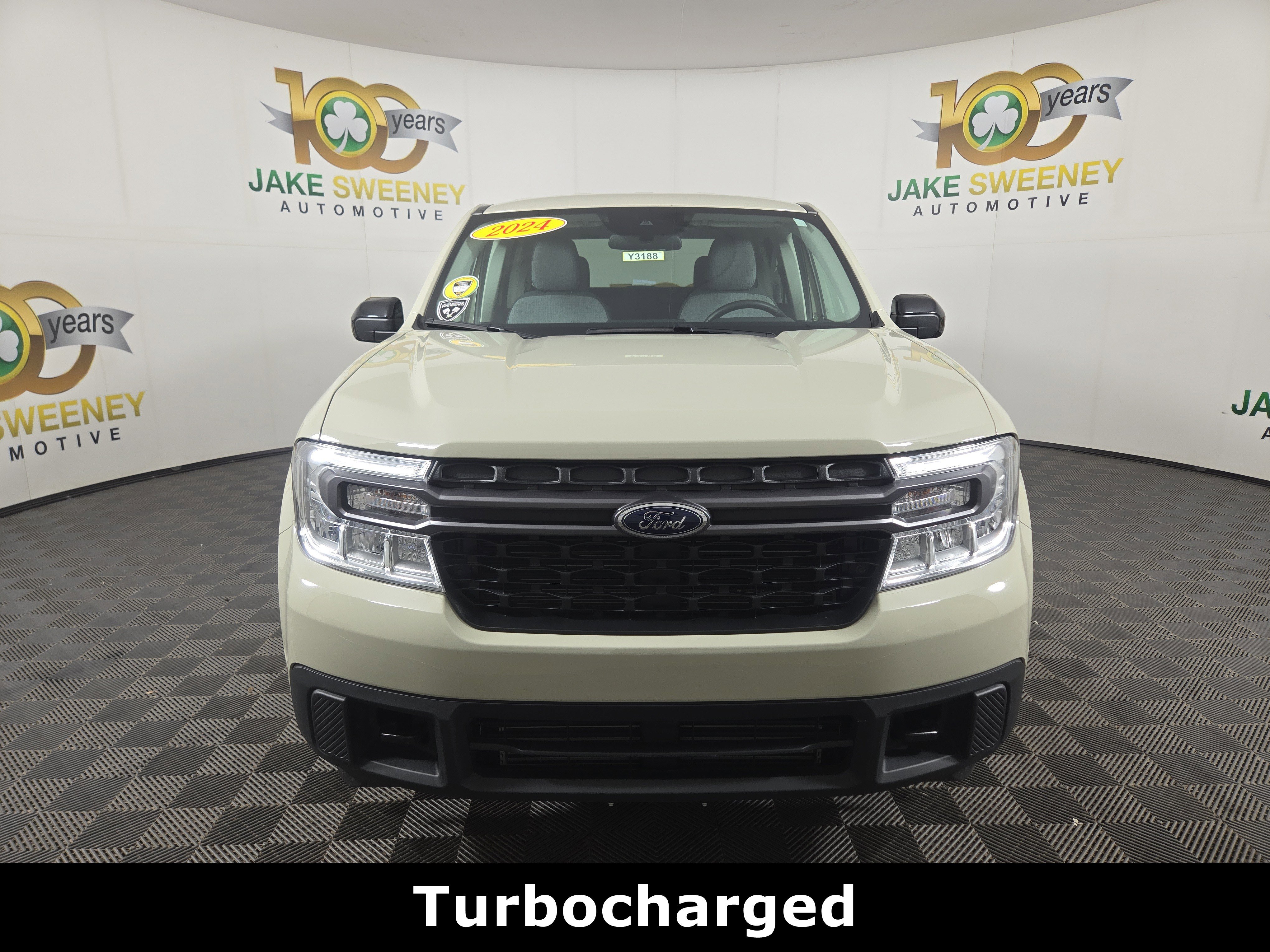 Used 2024 Ford Maverick XLT w/ XLT Luxury Package image 2