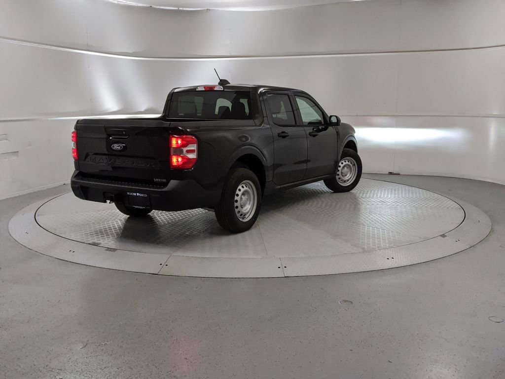 New 2026 Ford Maverick XL image 3