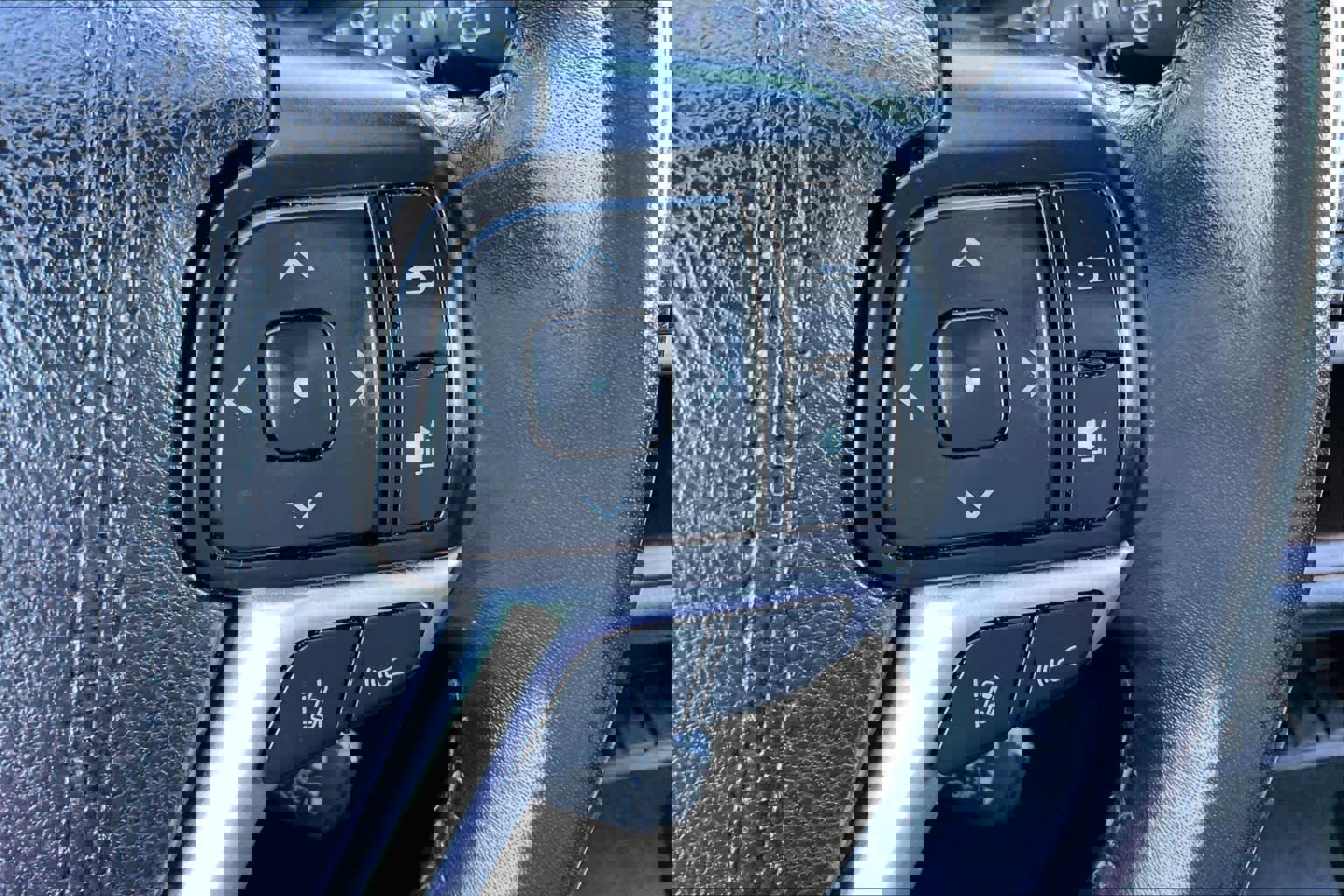 Used 2018 Toyota Highlander XLE image 20