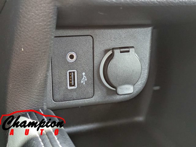 Used 2019 Nissan Kicks SV FWD image 24