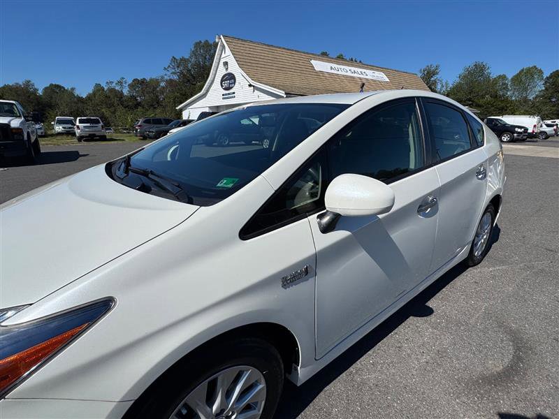 Used 2013 Toyota Prius Prime Plug-In Hybrid image 13