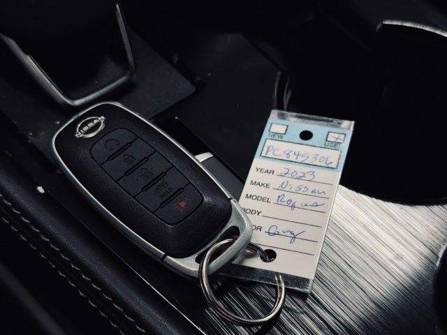 Used 2023 Nissan Rogue SL w/ SL Premium Package image 36