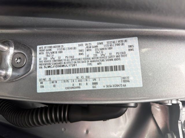 Used 2021 Lincoln Corsair AWD image 33