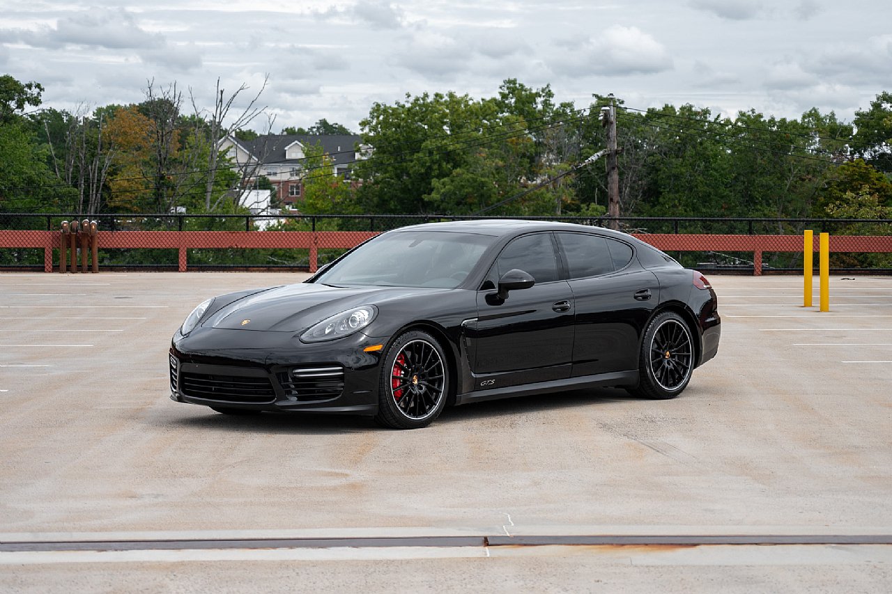 Used 2015 Porsche Panamera GTS AWD/4WD image 1