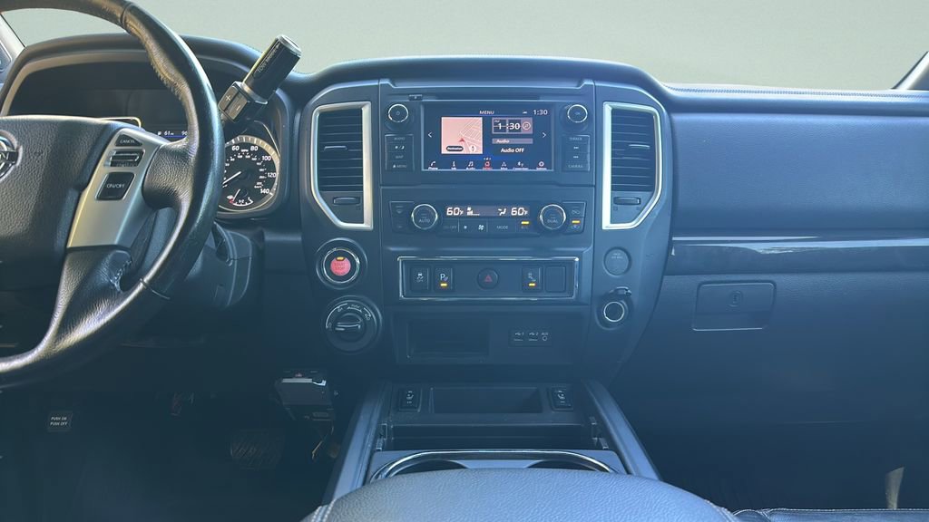 Used 2019 Nissan Titan SL w/ Midnight Edition image 23