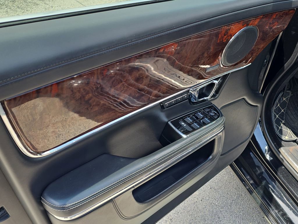 Used 2017 Jaguar XJ L Portfolio AWD/4WD image 19