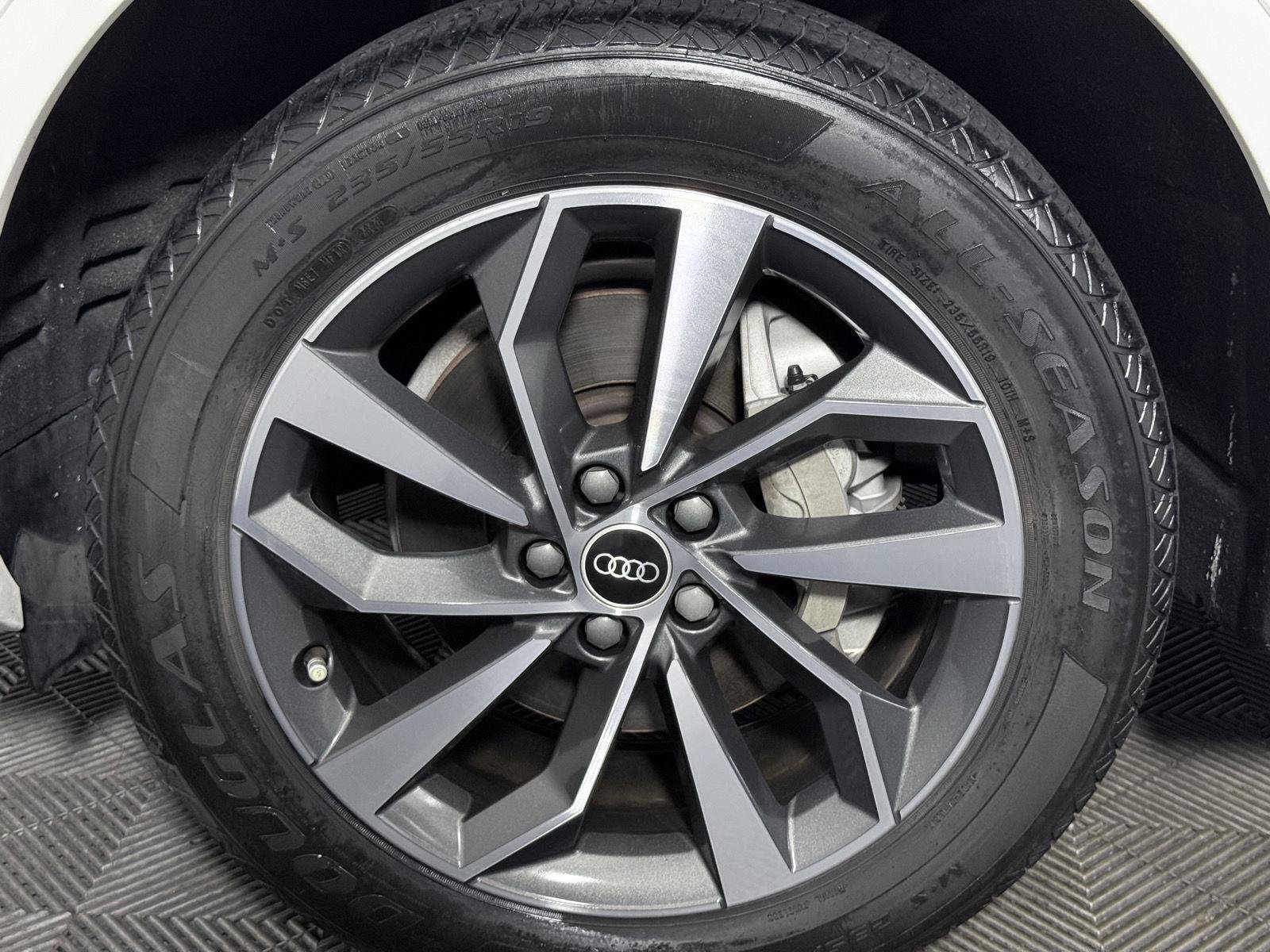 Used 2022 Audi Q5 2.0T Premium w/ Convenience Package AWD/4WD image 30