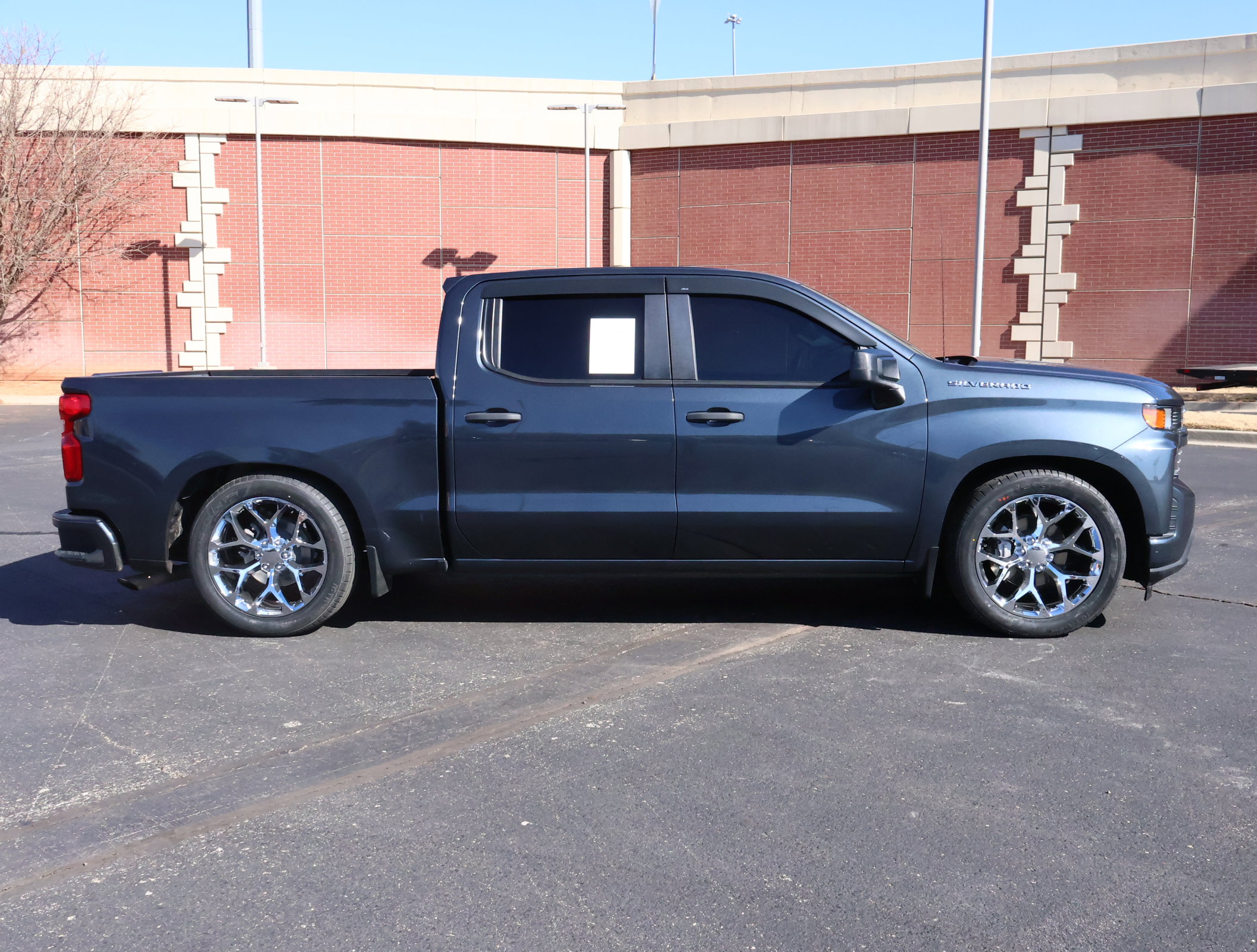 Used 2021 Chevrolet Silverado 1500 Custom image 26