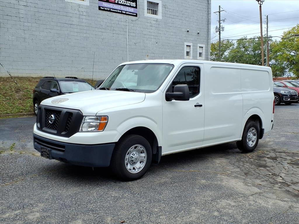 Used 2016 Nissan NV 2500 SV w/ Back Door Glass Package image 8