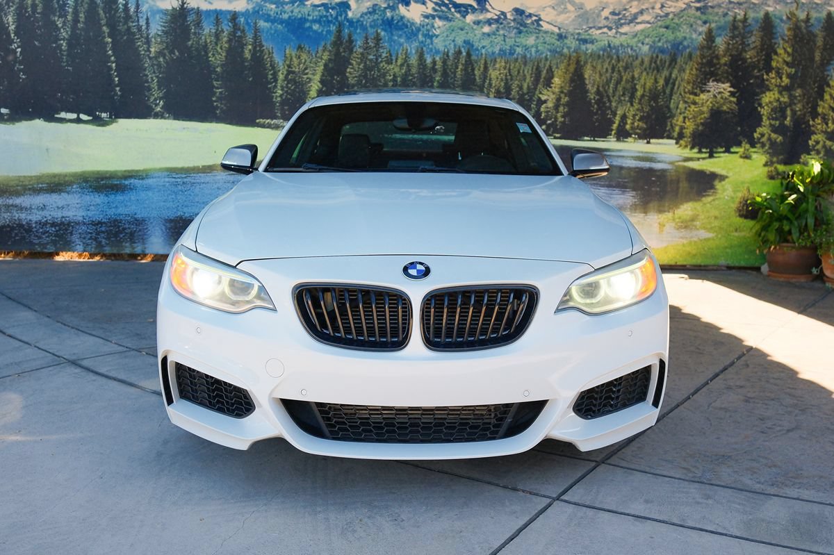 Used 2015 BMW M235i Coupe RWD image 2