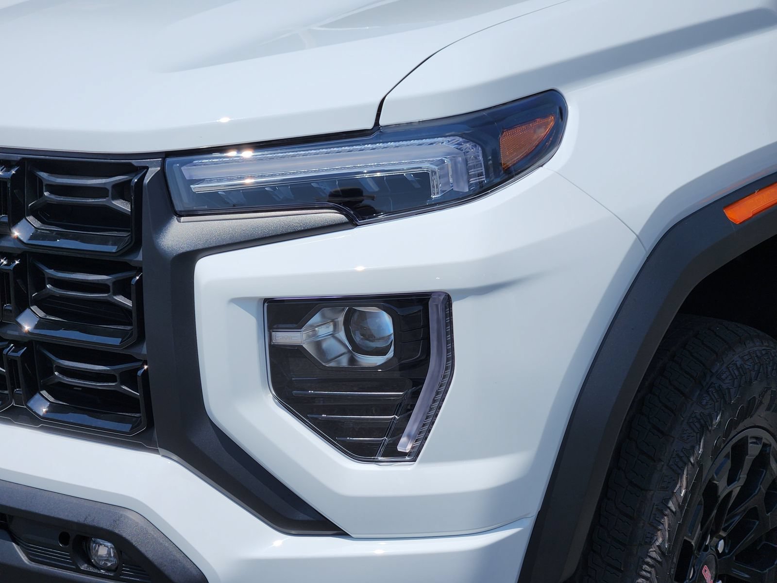 New 2026 GMC Canyon Elevation w/ Convenience Package RWD image 11