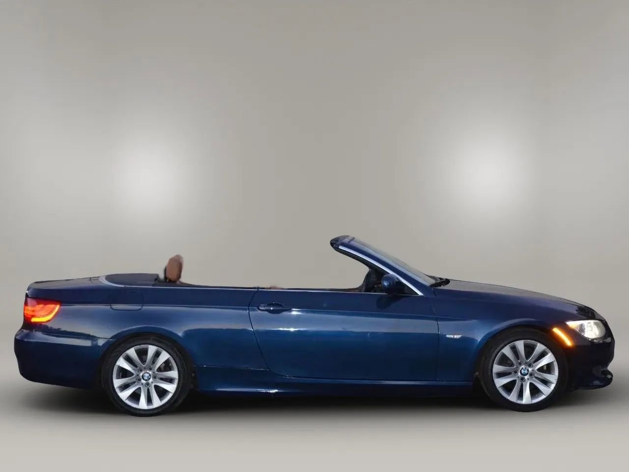 Used 2013 BMW 328i Convertible image 19