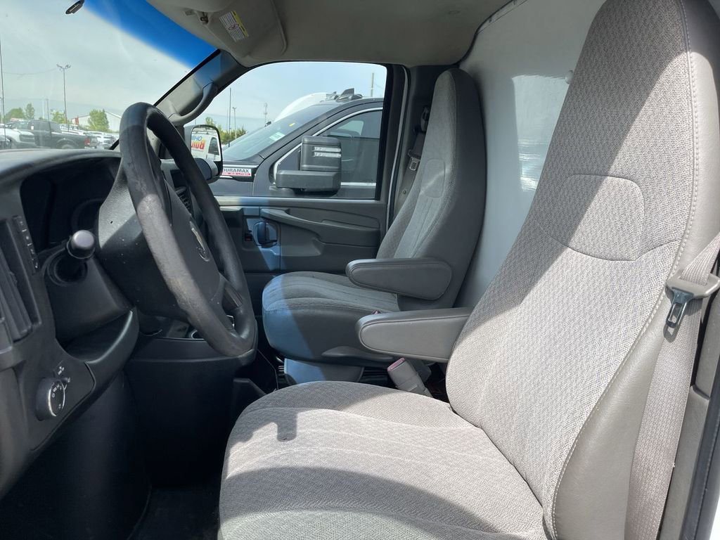 Used 2014 Chevrolet Express 3500 RWD image 7