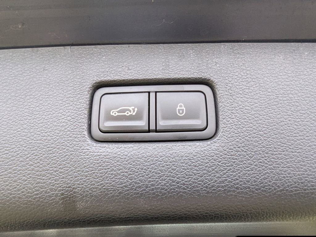 Used 2025 Genesis GV80 2.5T Standard AWD/4WD image 29