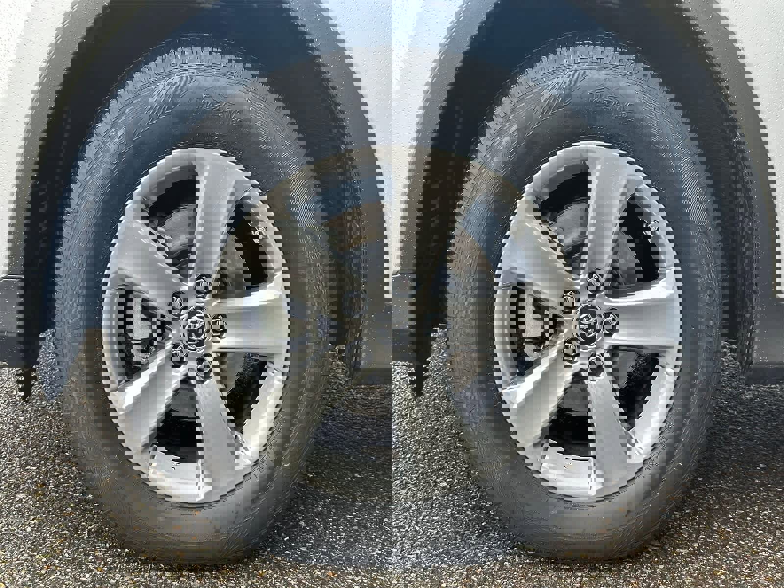 Used 2015 Toyota RAV4 XLE image 8