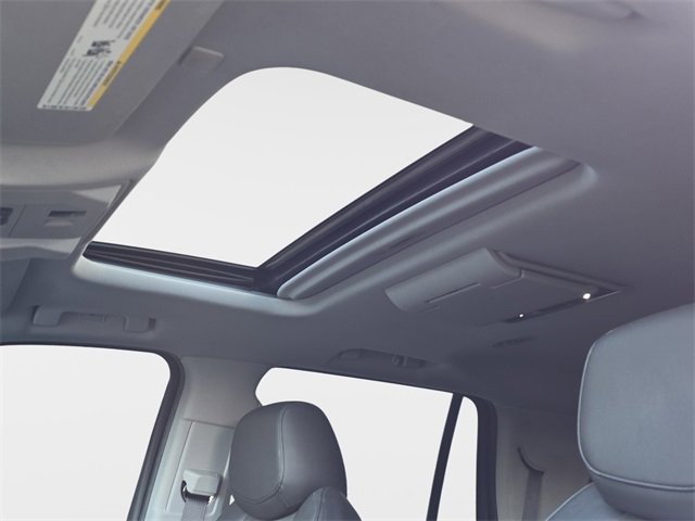 Used 2020 Cadillac Escalade Luxury w/ LPO, Radiant Package image 33