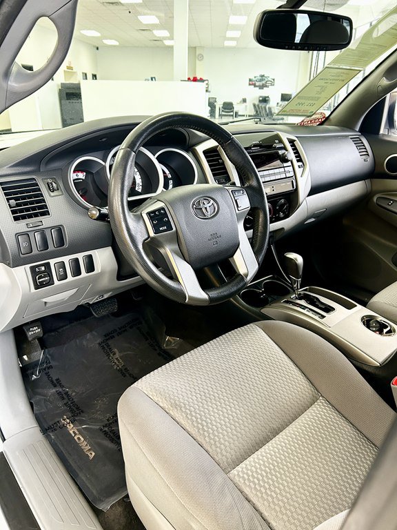 Used 2012 Toyota Tacoma PreRunner w/ SR5 Pkg RWD image 12