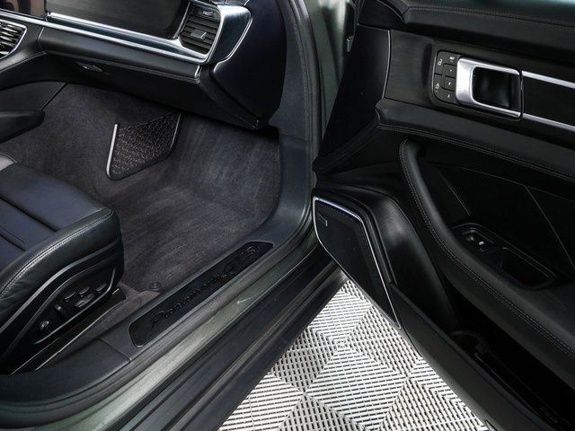 Certified 2023 Porsche Panamera GTS image 27