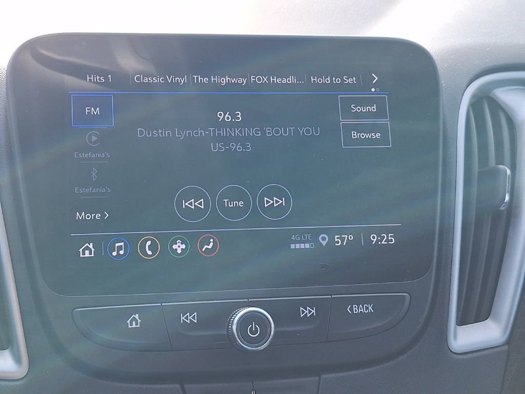 Used 2023 Chevrolet Malibu LT image 30