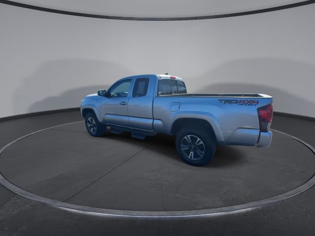 Used 2019 Toyota Tacoma TRD Sport w/ TRD Premium Sport Package image 11