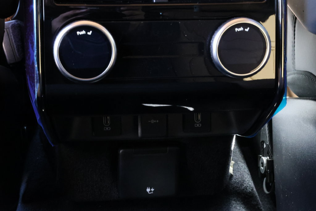 New 2027 Land Rover Range Rover Sport Dynamic SE AWD/4WD image 29
