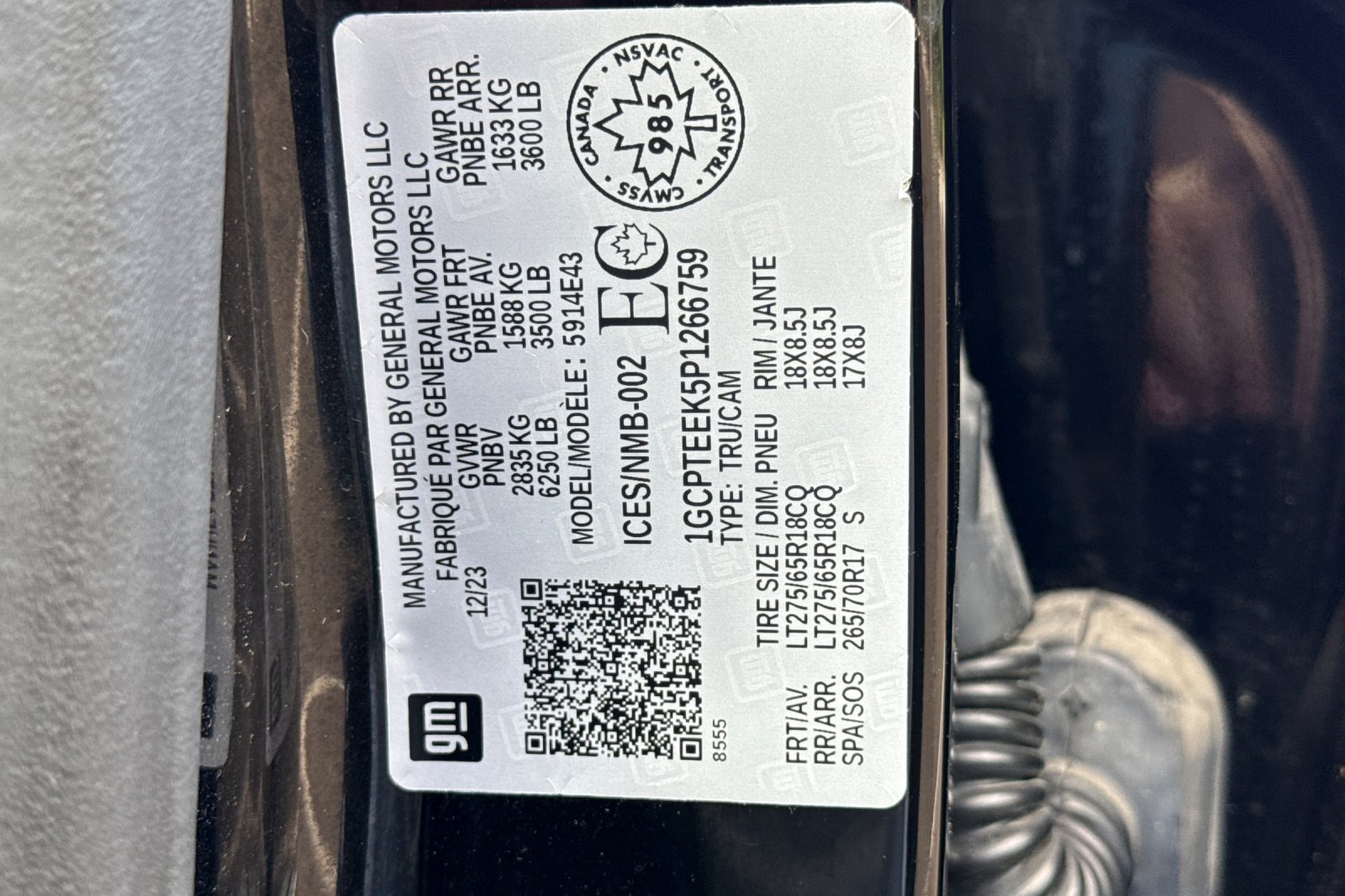 Used 2023 Chevrolet Colorado Trail Boss w/ Technology Package AWD/4WD image 27