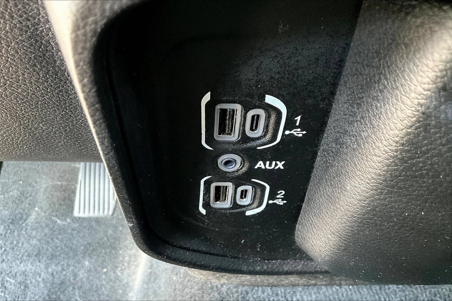 Used 2020 RAM 1500 Big Horn AWD/4WD image 18