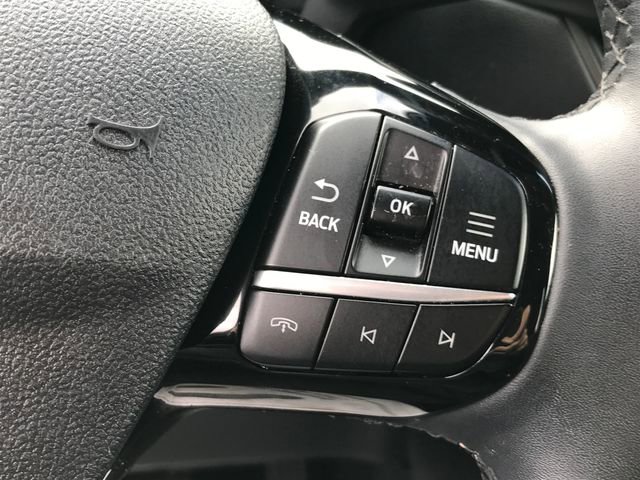 Used 2023 Ford Escape SE image 32