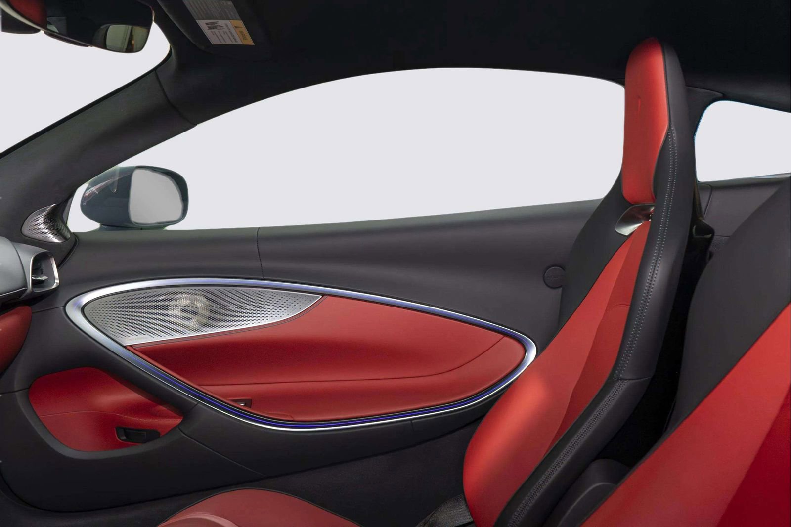 Used 2023 McLaren Artura RWD image 12