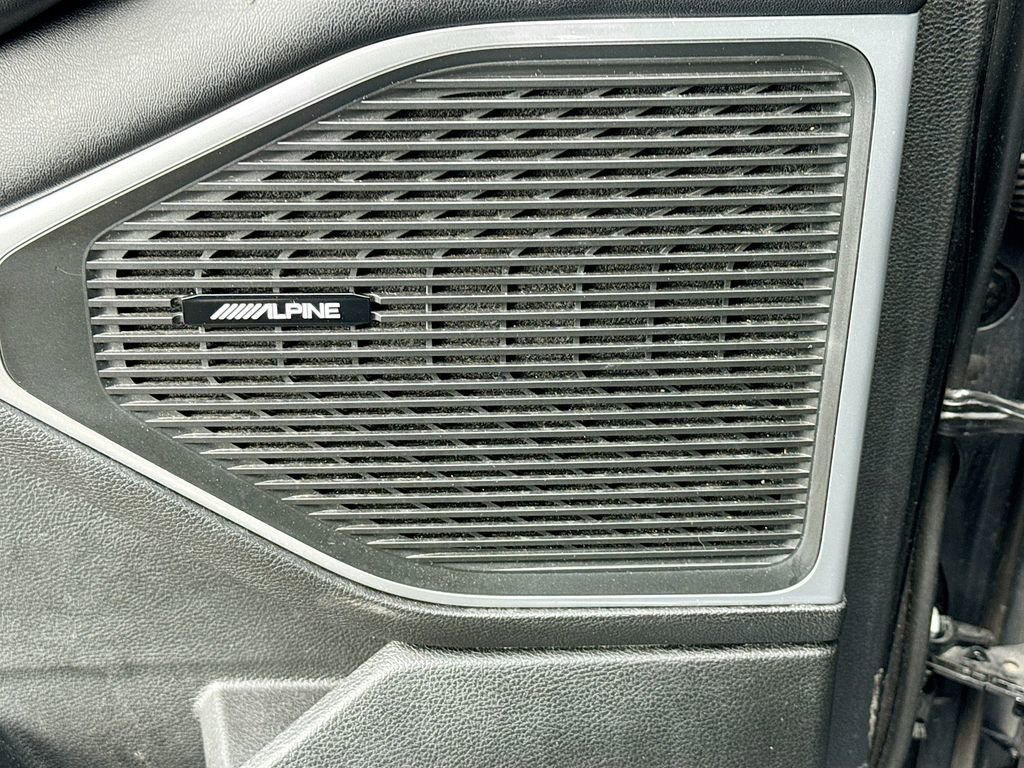 Used 2024 Jeep Wagoneer L Series III w/ Flexible Seating Group image 19