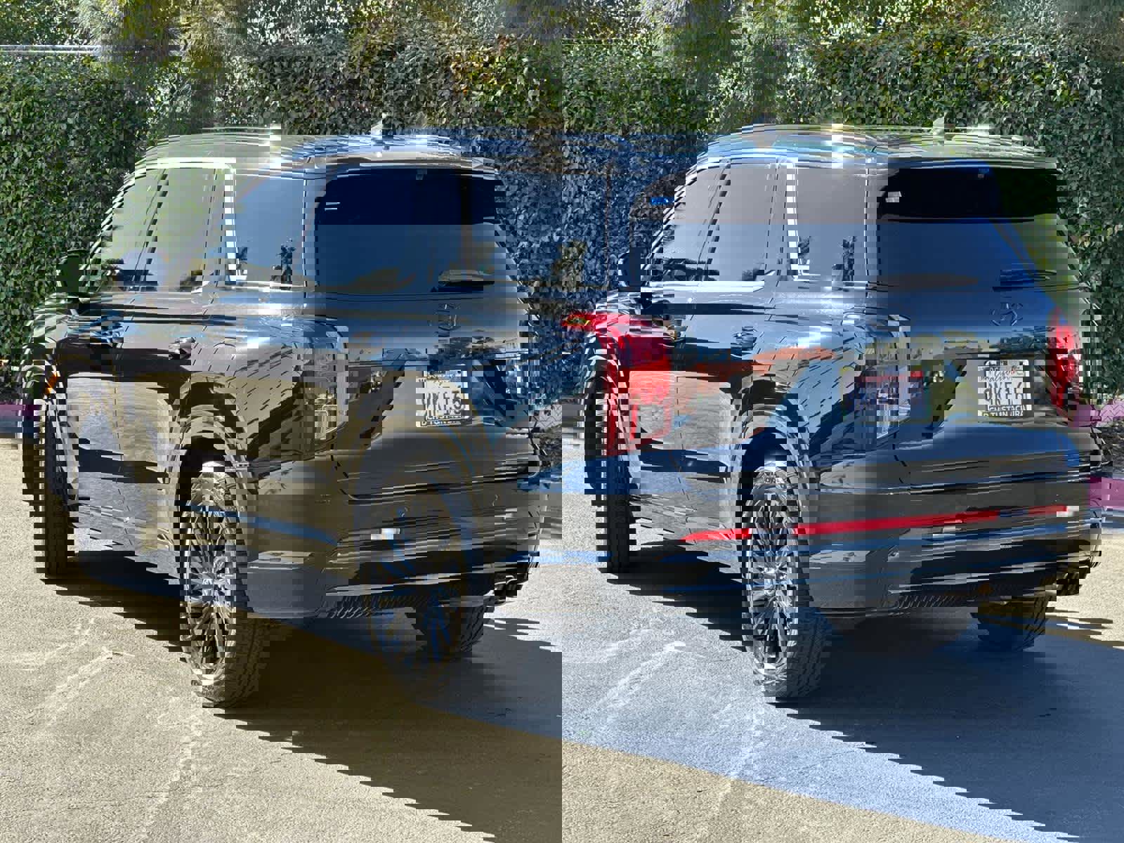 Used 2024 Hyundai Palisade Calligraphy image 4