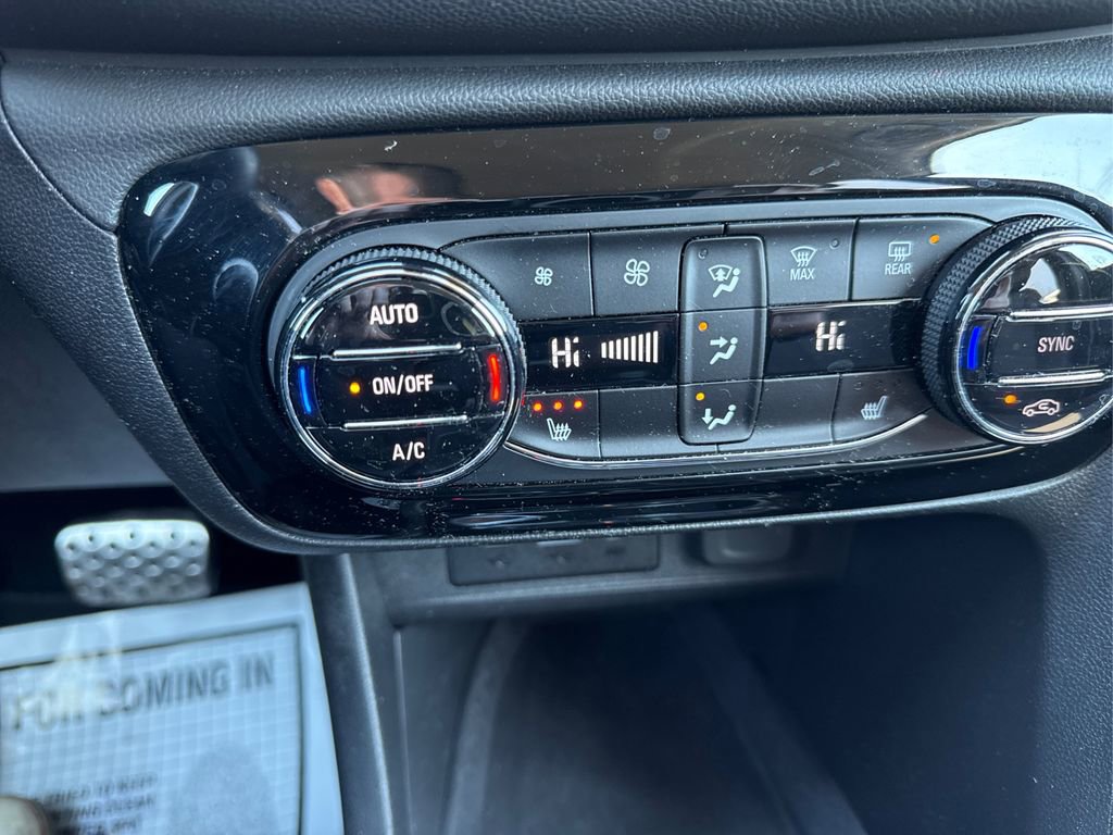 Used 2023 Buick Encore GX Select w/ Sport Touring Package image 33