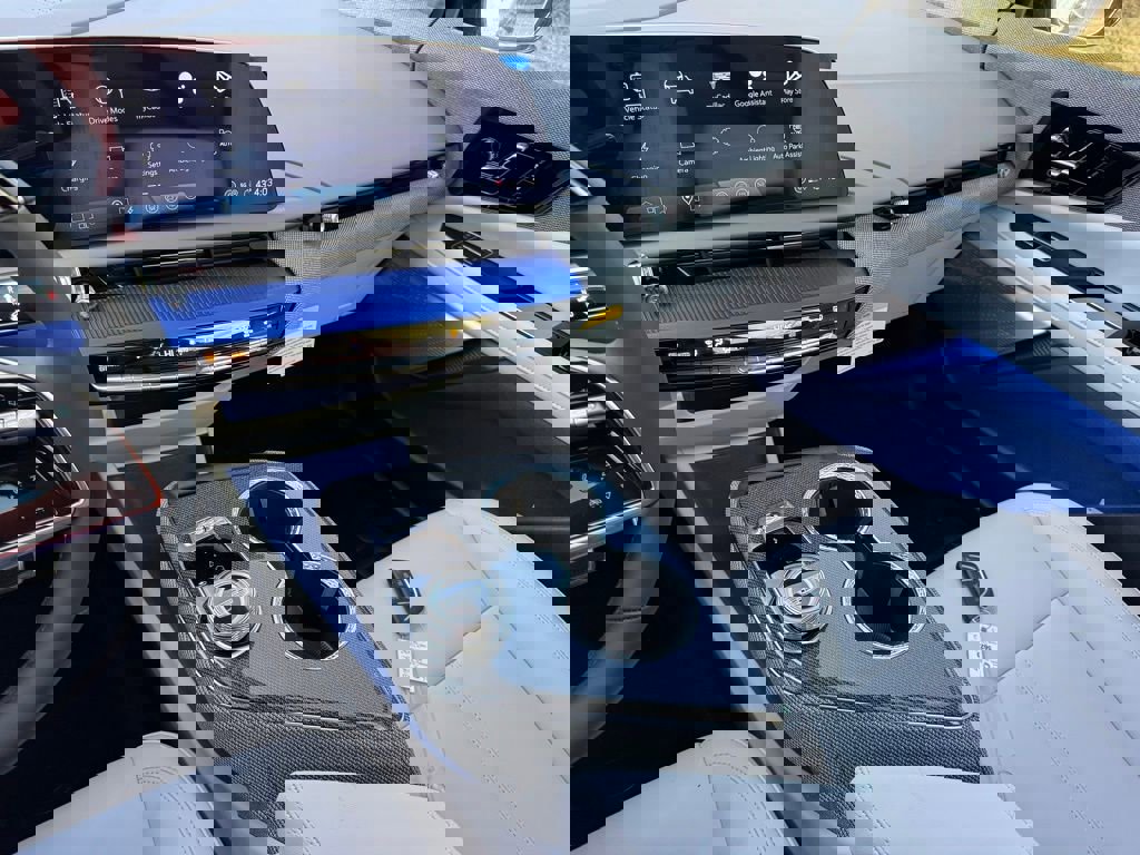 New 2026 Cadillac Optiq Sport 1 image 28