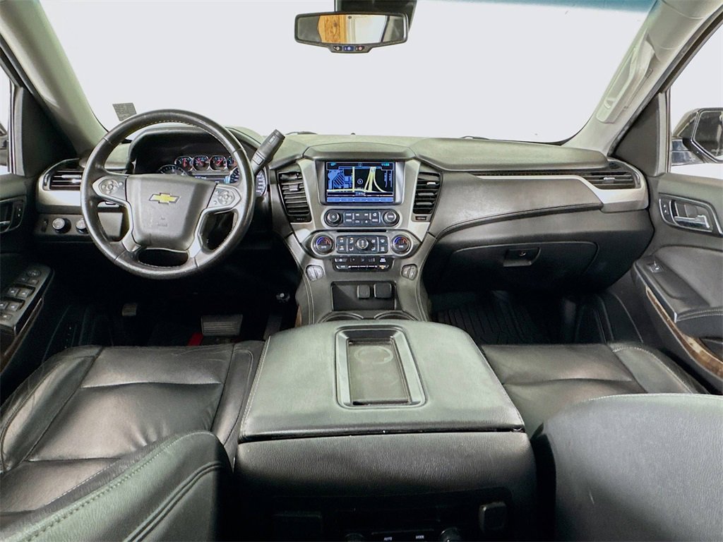 Used 2020 Chevrolet Suburban LT image 34