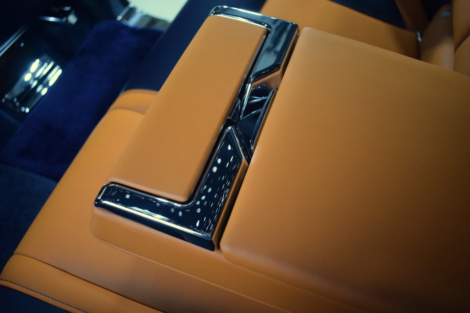 New 2026 Rolls-Royce Cullinan image 21