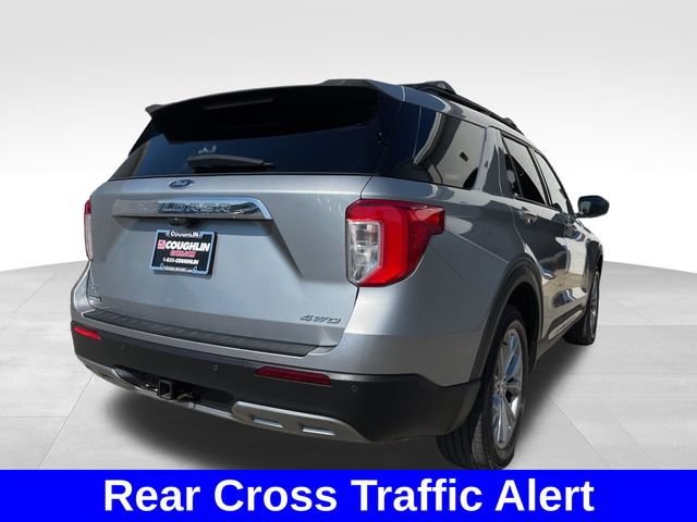 Used 2023 Ford Explorer XLT w/ Equipment Group 202A AWD/4WD image 5