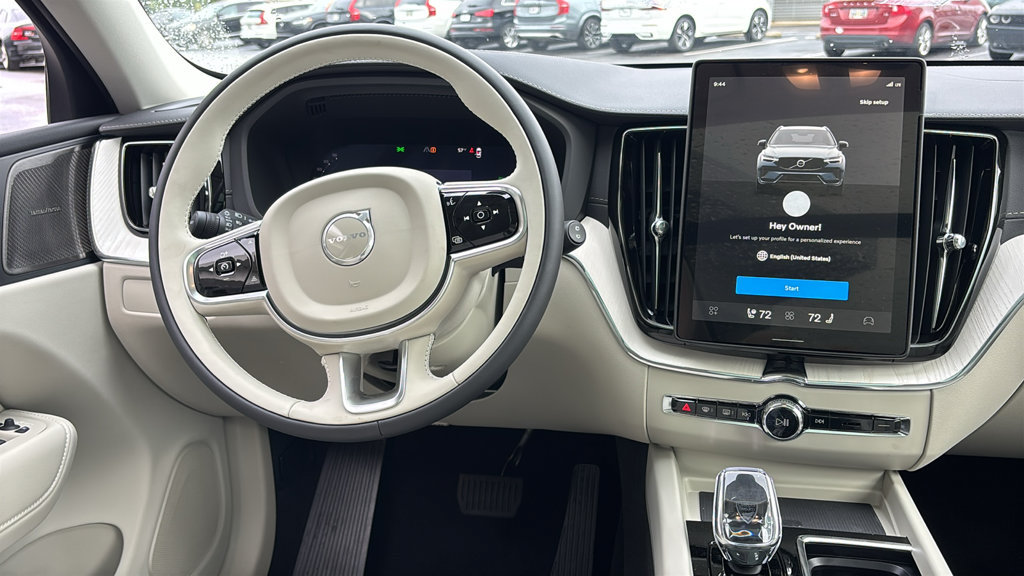 New 2027 Volvo XC60 T8 Ultra AWD/4WD image 7