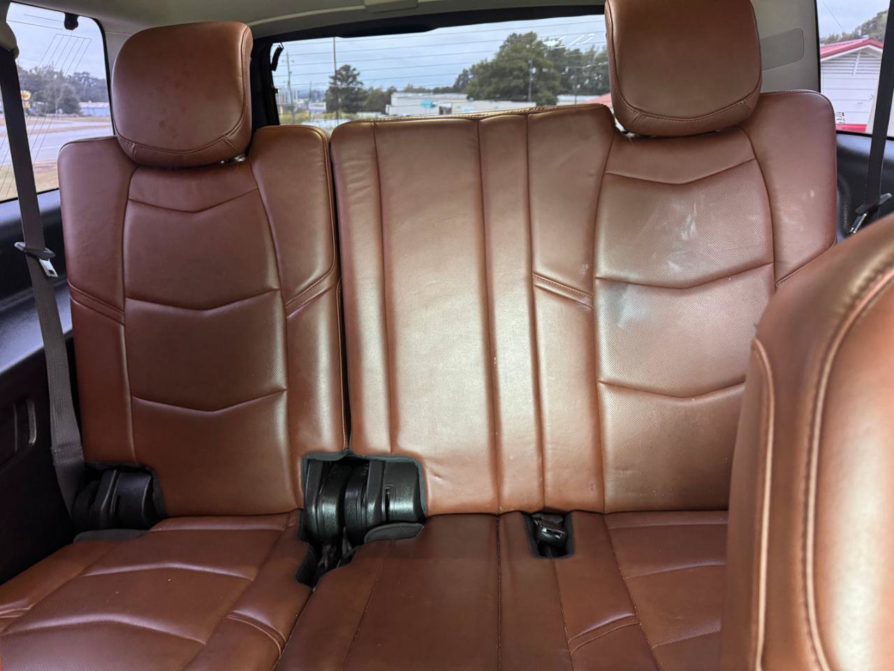 Used 2017 Cadillac Escalade ESV Luxury RWD image 14