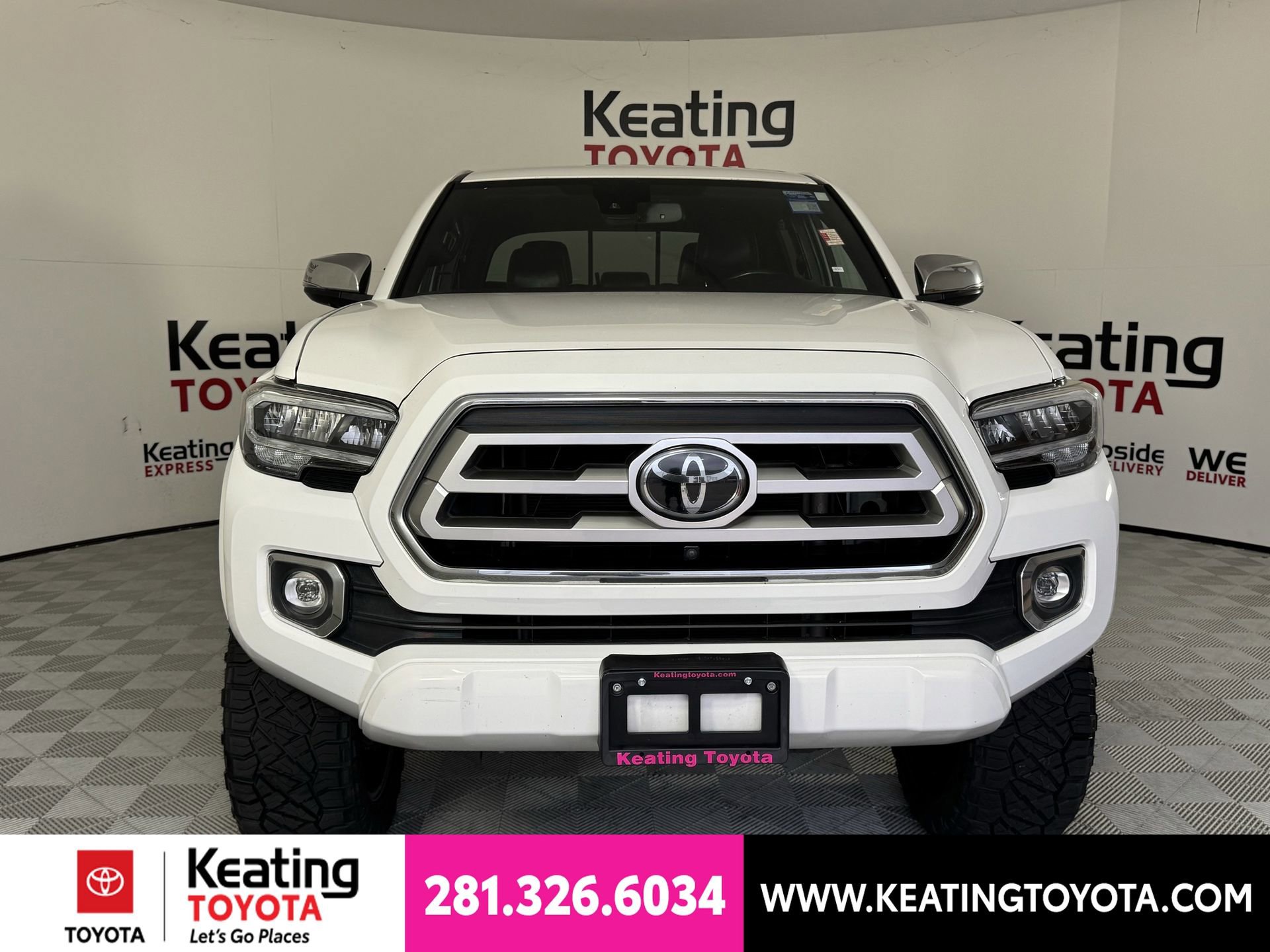 Used 2021 Toyota Tacoma Limited AWD/4WD image 10