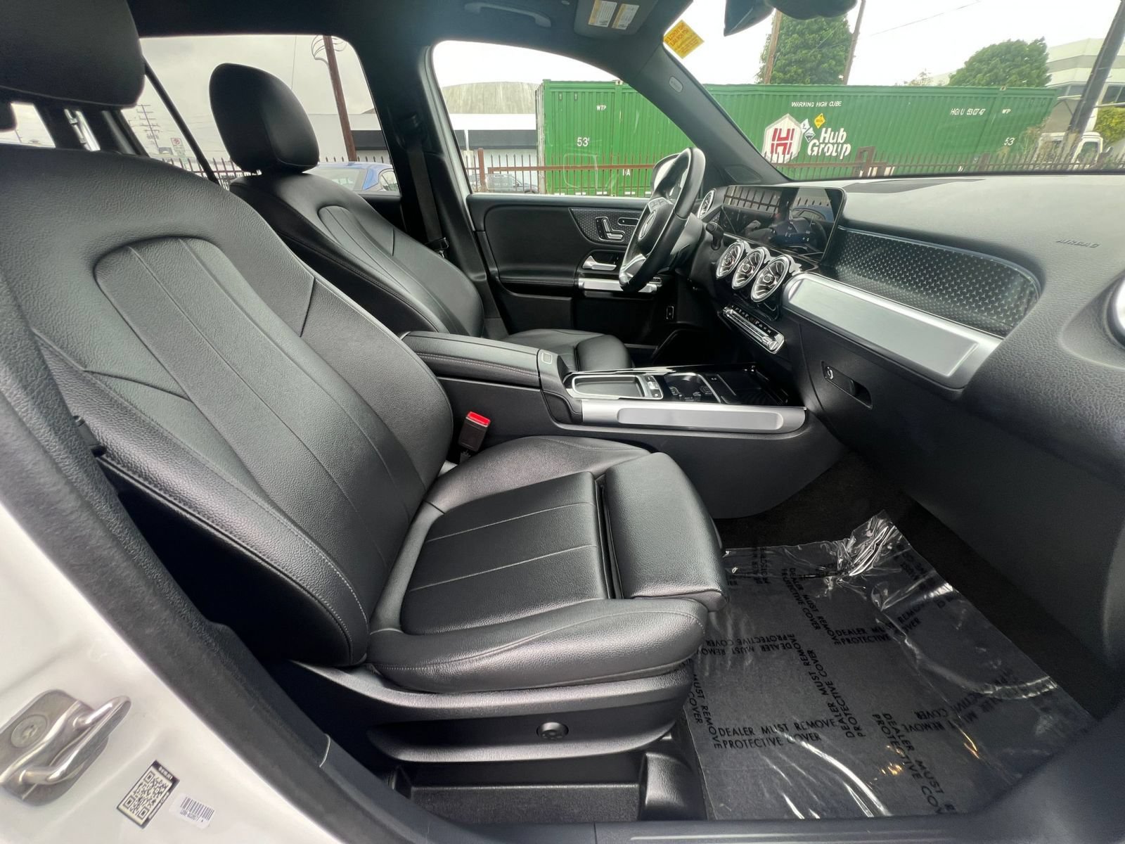 Used 2025 Mercedes-Benz GLB 250 image 41