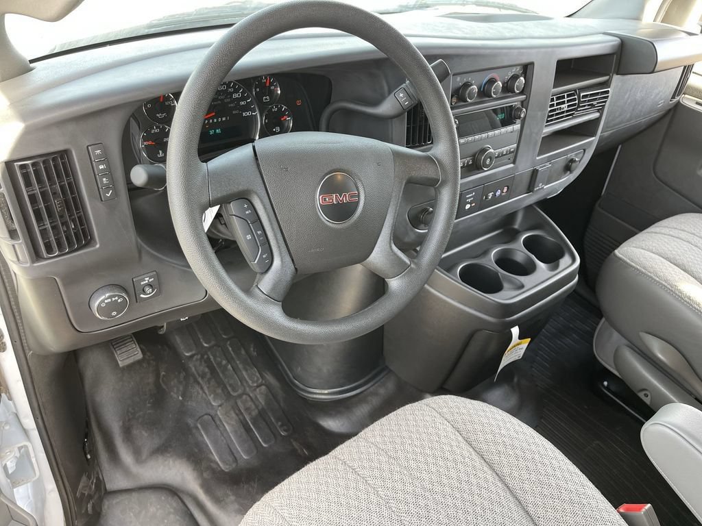 New 2025 GMC Savana 2500 Extended w/ Driver Convenience Package RWD image 10