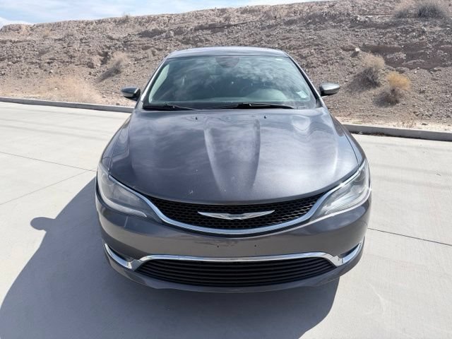 Used 2017 Chrysler 200 Limited Platinum w/ Comfort & Convenience Group FWD image 2