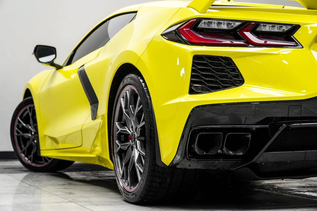 Used 2023 Chevrolet Corvette Stingray Premium Conv w/ Z51 Performance Package RWD image 21