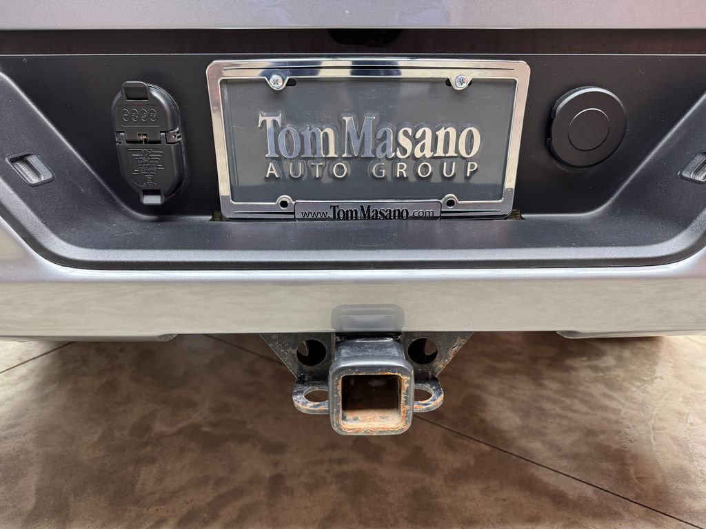 Used 2024 GMC Sierra 1500 Elevation image 3