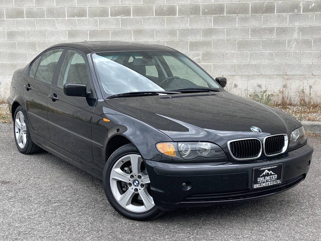 Used 2004 BMW 325xi Sedan