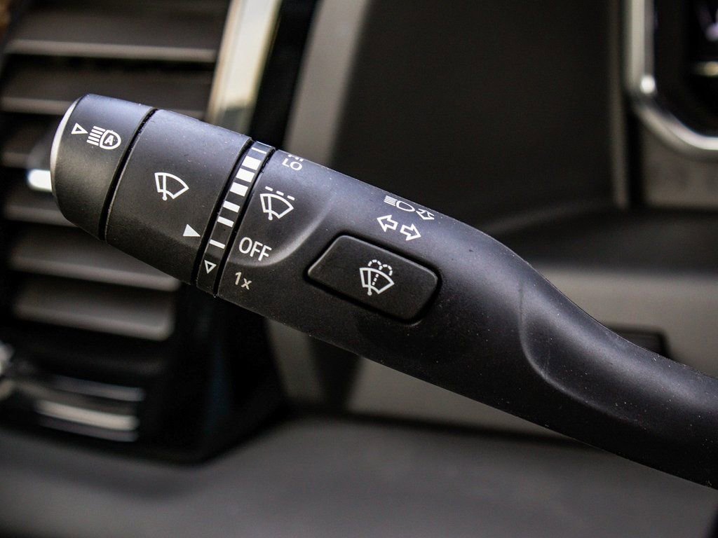 Used 2024 GMC Sierra 3500 AT4 w/ AT4 Premium Plus Package image 25